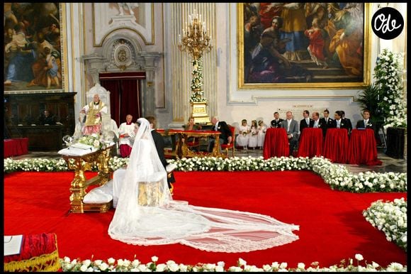 Emmanuel-Philibert de Savoie et Clotide Courau lors de leur mariage en septembre 2003. AGENCE / BESTIMAGE