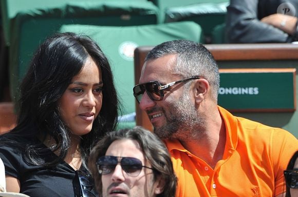 Heureusement, Amel Bent précise que la sienne de réponse avait été "positive".

Amel Bent et son ami Patrick Antonelli - People aux Internationaux de France de tennis de Roland Garros à Paris, le 5 juin 2014. © Giancarlo Gorassini/Bestimage