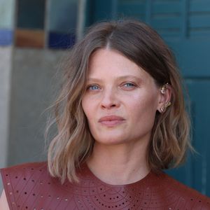 Mélanie Thierry - Photocall du film "Captive" sur les planches lors de la 49ème édition du festival du film américain de Deauville le 9 septembre 2023.

© Denis Guignebourg / Bestimage