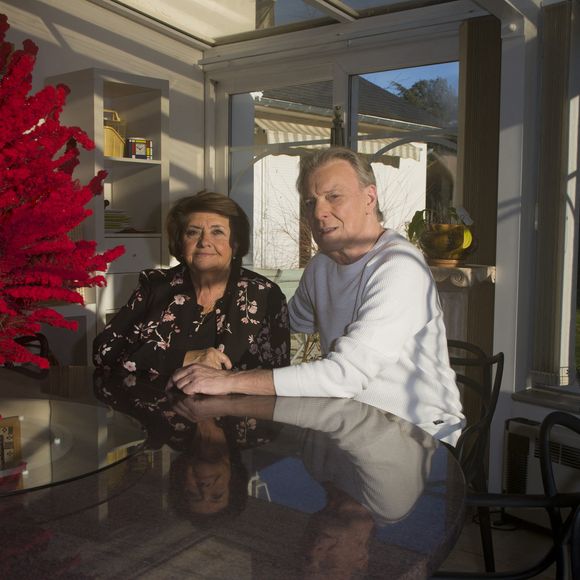 Cléo, la veuve d’Herbert Léonard, s'est confié à "Paris Match".


Herbert Léonard et sa femme Cléo chez eux à Barbizon en 2016. © JLPPA / Bestimage