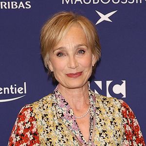 Si l'on se réfère au site professionnel du professeur François Olivennes, on découvre qu'il est spécialisé dans la prise en charge de la stérilité féminine et masculine 

Kristin Scott Thomas s’est mariée lors d’une cérémonie intime avec John Micklethwait, rédacteur-en-chef de Bloomberg