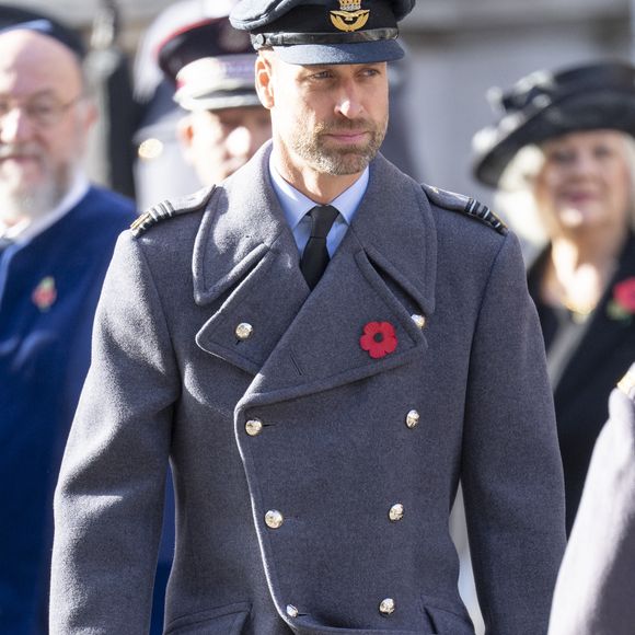 Le prince William, prince de Galles lors de la cérémonie du dimanche du souvenir au cénotaphe de Londres. Royaume-Uni, le 9 novembre 2025. © GOFF  / BESTIMAGE