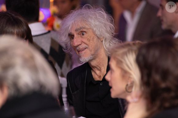 Louis Bertignac au dîner de gala caritatif de l'ONG Elisecare dédié aux enfants de la guerre au Pavillon Ledoyen à Paris le 24 Novembre 2025.

© Julien Sarkissian / Bestimage
