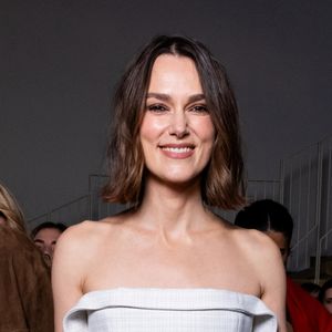 Keira Knightley - Front row du défilé Tod's lors de la Fashion Week de Milan (MFW), à Milan, Italie, le 28 février 2025. © Stefano Guindani/SGPP/Bestimage