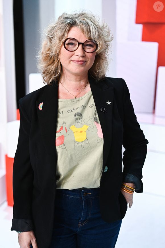 Exclusif - Cécile Bois - Enregistrement de l'émission Vivement dimanche au studio Gabriel, présentée par M.Drucker et diffusée sur France 3 le 22 octobre 2023.
© Guillaume Gaffiot / Bestimage