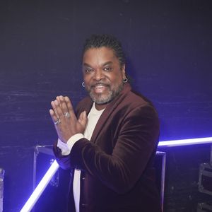 Sur le plateau, il a aussi évoqué son spectacle Happy et sa vie personnelle, notamment ses retrouvailles avec son épouse.

Anthony Kavanagh - Backstage - Enregistrement de l'émission "Le Grand Show de l'Humour : quels sont vos humoristes préférés en 2023 ?", diffusée le 11 février sur France 3. © Jack Tribeca / Bestimage