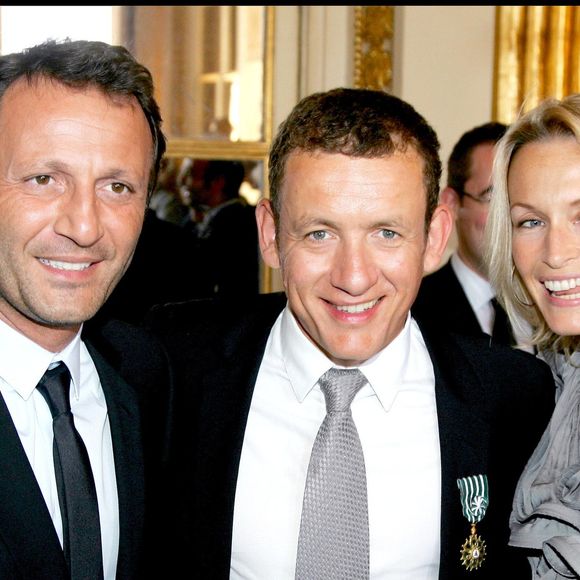 Arthur et Estelle Lefébure - aux côtés de Dany Boon fait officier dans l'Ordre des Arts et des Lettres par la Ministre de la Culture Christine Albanel au ministre de la Culture le jour de 42ème anniversaire. (Guillaume Gaffiot/Bestimage).