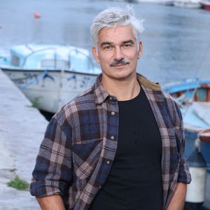 Invité dans Télématin en 2022, il a redécouvert avec amusement des images de cette époque.

François Vincentelli lors du 2ème Festival Creatvty 2025 des séries et créations audiovisuelles à Sète, le 13 noovembre 2025. 

© Denis Guignebourg / Bestimage