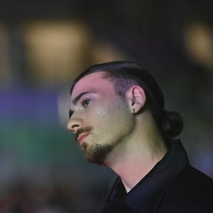 Le lauréat de la Star Academy 2023, Pierre Garnier, assiste au photocall de la 27e édition des NRJ Music Awards le 31 octobre 2025 à Cannes, France.  Photo by Franck Castel/ABACAPRESS.COM