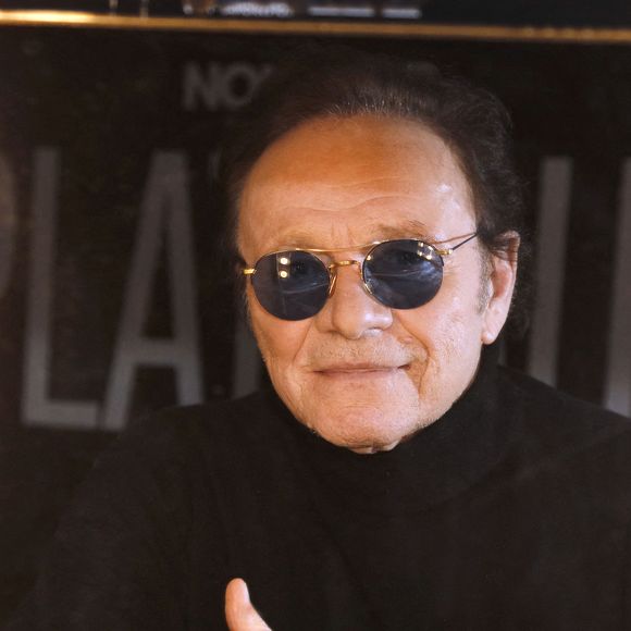 Exclusif - Portrait de Guillaume Durand à Paris, le 12 décembre 2022.
© Cédric Perrin/Bestimage