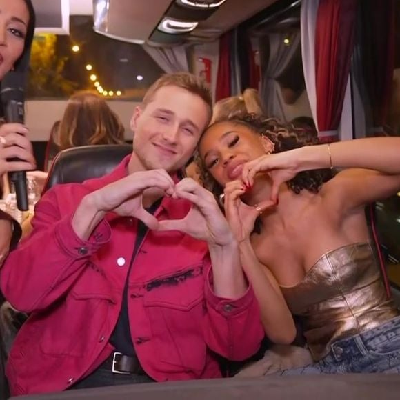 Léane adresse un message à Ema

Star Academy : Théo L. et Léane évoquent l'abandon d'Ema ©TF1