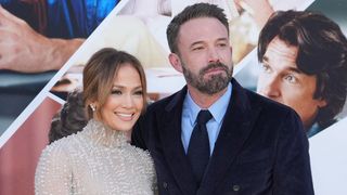 Jennifer Lopez déballe presque tout de sa relation avec Ben Affleck, l’acteur fait savoir tout ce qu’il en pense