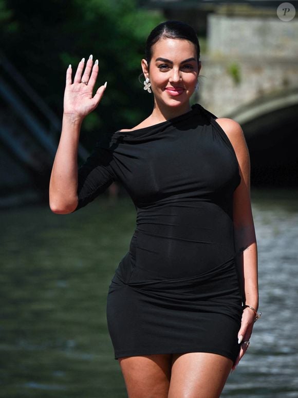 Georgina Rodriguez arrive au débarcadère de l'Hôtel Excelsior lors du 81ème Festival International du Film de Venise, la Mostra, à Venise, Italie, le 3 septembre 2024. 

© Manuele Mangiarotti/IPA via ZUMA Press/Bestimage