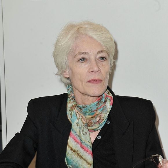 Françoise Hardy - 33eme edition du Salon Du Livre Porte de Versailles a Paris, le 23 mars 2013. Agence / Bestimage