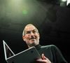 Il considérait la simplicité comme une quête exigeante, nécessitant de renoncer à de nombreuses bonnes idées pour atteindre l'essentiel.

Steve Jobs, PDG d'Apple, dévoile un nouveau MacBook Air lors du salon Macworld 2008 à San Francisco, en Californie, le 15 janvier 2008. (Photo de Koichi Mitsui/AFLO)