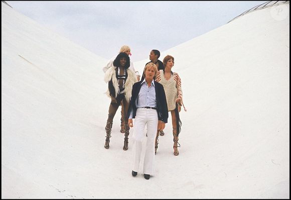 Claude François et ses Claudettes à Deauville.
Bestimage