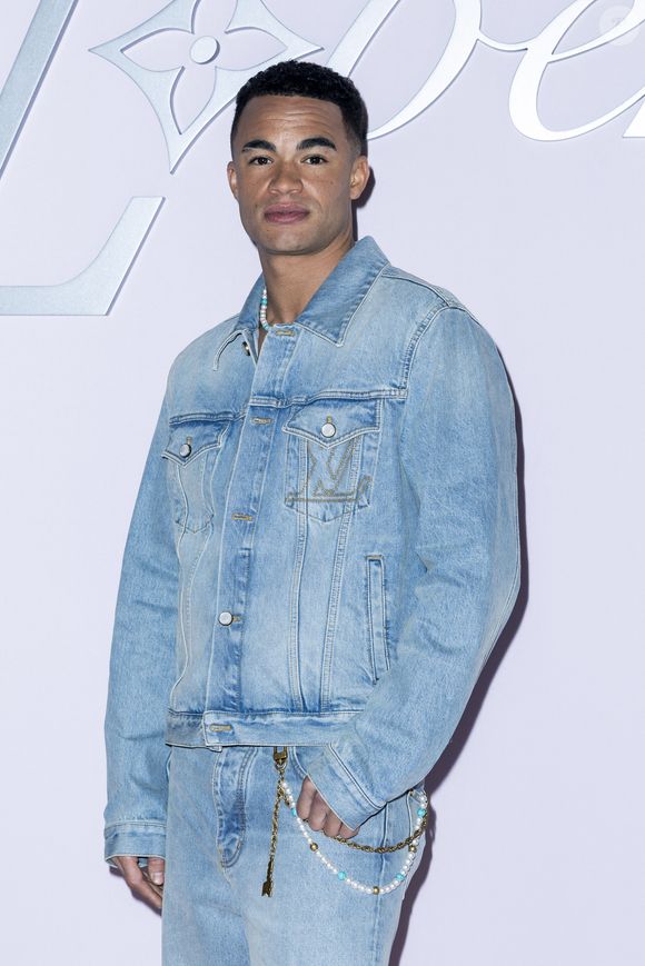 Théo Christine - Photocall pour le défilé Louis Vuitton prêt à porter hommes Automne / hiver  2025 - 2026 lors de la fashion week à Paris le 21 2025. © Olivier Borde /Bestimage