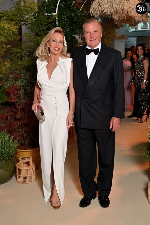 La princesse Camilla et le prince Charles de Bourbon des Deux-Siciles lors du dîner de gala du Grand Prix de Formule 1 de Monaco 2026 en l'honneur du vainqueur Kimi Antonelli, dans la Salle des Étoiles du Sporting de Monaco, le 7 juin 2026.  © Bruno Bebert / Bestimage