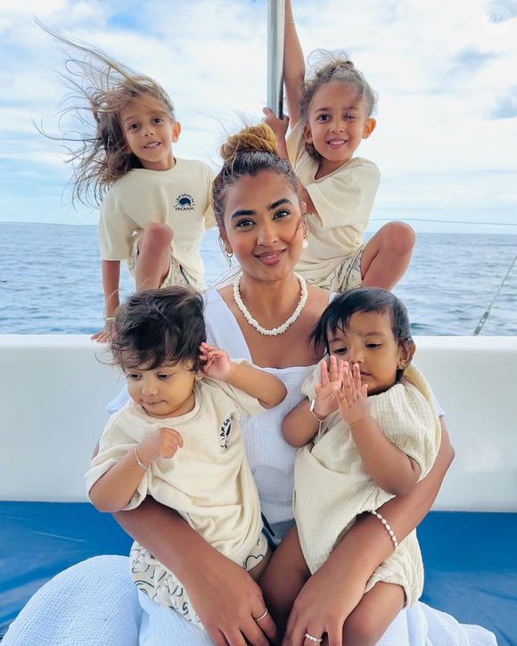 Révélée en 2024 dans l'émission "Familles nombreuses : la vie en XXL" sur TF1, elle vient d'annoncer la bonne nouvelle sur Instagram ce dimanche 5 octobre 2025.

Hanaa Elah de "Familles nombreuses" mariée et mère de 5 enfants
