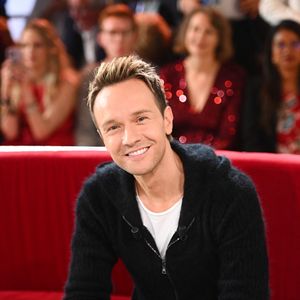 Exclusif - Cyril Féraud - Enregistrement de l'émission "Vivement dimanche" au studio Rive Gauche, presentée par M. Drucker le 19 novembre 2025, avec une diffusion sur France 3 le 28/12/2025. © Guillaume Gaffiot / Bestimage