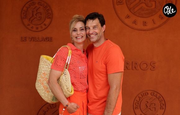 Les festivités se sont poursuivies sur la plage de Lespecier, à Mimizan, sur la côte landaise.

Élodie Gossuin et son mari Bertrand Lacherie au photocall du village lors des Internationaux de France de Tennis de Roland Garros 2026, à Paris, France, le 30 mai 2026. © Dominique Jacovides/Bestimage



Photocall at the Roland Garros 2026 Tennis International Village, in Paris, France, on May 30, 2026.