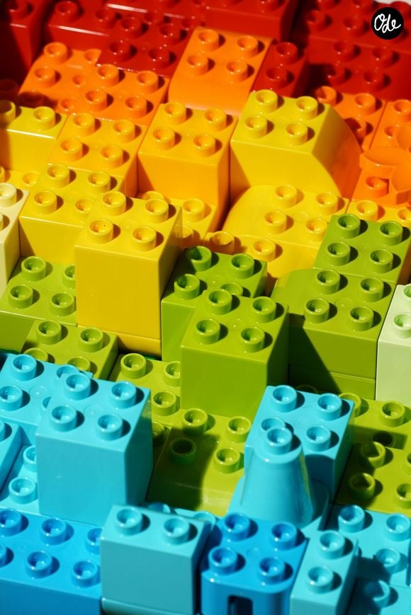En 2023, elle a vendu une partie de ses actions pour financer un projet personnel.

Sofie Kirk Kristiansen, héritière du créateur de Lego, dépense sa fortune à sa façon.