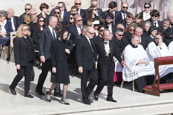 Charlene et Albert de Monaco arrivent à la messe en hommage au pape François ce samedi 26 avril à Rome  Backgrid UK/ Bestimage