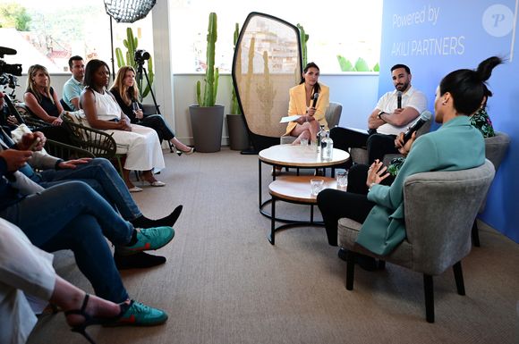 Une conférence sur le thème de la création de nouveaux horizons entre sport et divertissement avec Adil Rami, Sarah Ourahmoune, Allison Pineau et Inès Lagdiri-Nastasi au Loft Akili Mirari - Hôtel Five Seas à Cannes le mardi 19 mai 2026. © Romain Doucelin / Bestimage