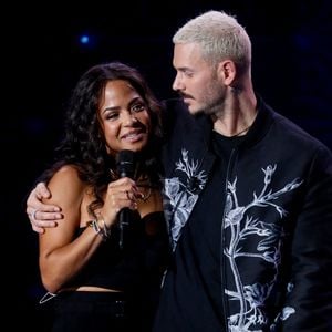 M Pokora et Christina Milian ont célébré leurs neuf ans d’amour à Saint-Tropez.

Exclusif - M. Pokora (Matt Pokora) et sa femme Christina Milian - Surprises - Enregistrement de l'émission "La boîte à secrets N°17", présentée par F.Bollaert sur France 3. © Christophe Clovis / Bestimage