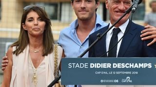Didier Deschamps : Repas et nuit à bord d’un magnifique yacht, sa femme Claude célébrée comme une reine pour son anniversaire