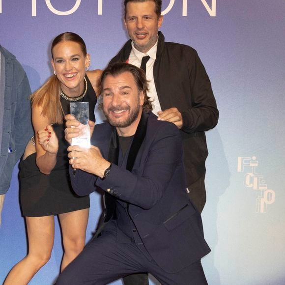 Constance Gay, Vincent Jamian et Michael Youn (Mention spéciale pour "Flashback") - Cérémonie de clôture de la 26ème Edition du Festival de la Fiction de La Rochelle. Le 14 septembre 2024
© Christophe Aubert via Bestimage