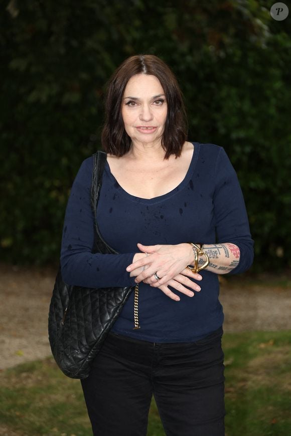 Elle révèle sur le plateau de "Clique" qu'elle n'a "pas de thune".

Béatrice Dalle pour le film (documentaire fiction) "La Passion Selon Béatrice" lors de la 17ème édition du Festival du Film Francophone de Angoulême (FFA) le 29 août 2024.

© Coadic Guirec / Bestimage