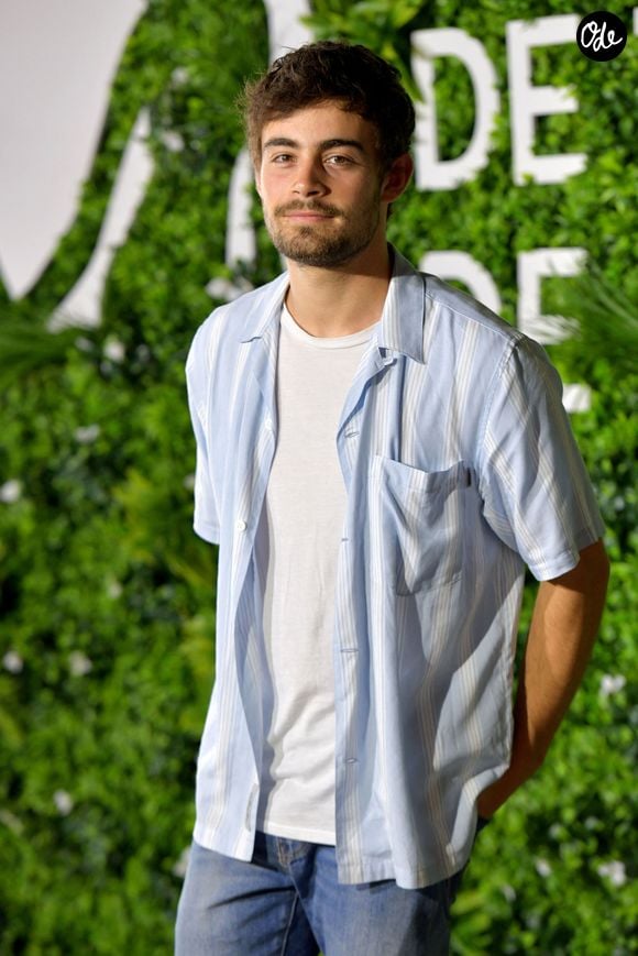 Clément Remiens pour la série Ici tout commence, sur le photocall du 60eme Festival de Télévision de Monte-Carlo au Grimaldi Forum à Monaco le 20 juin 2021. © Bruno Bebert/Bestimage