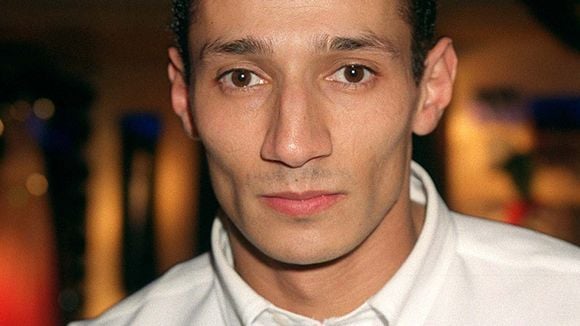 Il a quitté les réseaux et évolue loin de la télé : que devient Aziz, ex-candidat de Loft Story avec Loana ?