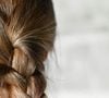 L’été est une période idéale pour changer de coiffure, souvent vers des coupes plus courtes.