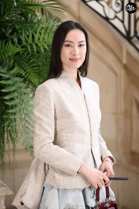 Isabella Leong au photocall du défilé de mode DIOR Collection Haute Couture Automne/Hiver 2026-2027 lors de la Fashion Week de Paris (PFW) au musée Rodin, à Paris, France, le 6 juillet 2026. © Denis Guignebourg/Bestimage