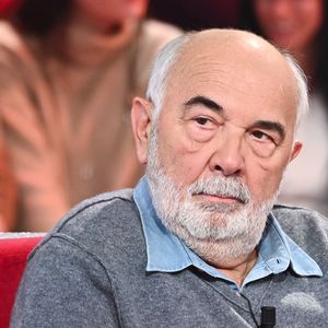 Exclusif - Gérard Jugnot - Enregistrement de l'émission Vivement dimanche consacrée à l'équipe du Splendid au studio Rive Gauche, presentée par Michel Drucker . Diffusion sur France 3 le 23/02/2025. présentée par M.Drucker, diffusée le 23 février 2025 sur France 3. 
© Guillaume Gaffiot / Bestimage