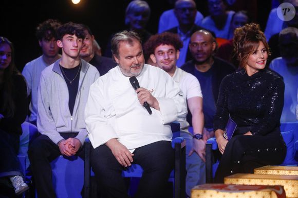 L'émission était de retour ce vendredi 17 janvier pour un numéro inédit...

Exclusif - Pierre Hermé - Surprises - Enregistrement de l'émission "La Boîte à secrets", au Studio du Lendit, présentée par F.Bollaert et diffusée le 17 janvier sur France 3. Le 17 décembre 2024 © Christophe Clovis / Bestimage