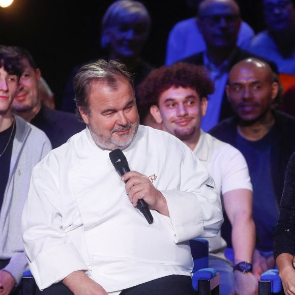 L'émission était de retour ce vendredi 17 janvier pour un numéro inédit...

Exclusif - Pierre Hermé - Surprises - Enregistrement de l'émission "La Boîte à secrets", au Studio du Lendit, présentée par F.Bollaert et diffusée le 17 janvier sur France 3. Le 17 décembre 2024 © Christophe Clovis / Bestimage