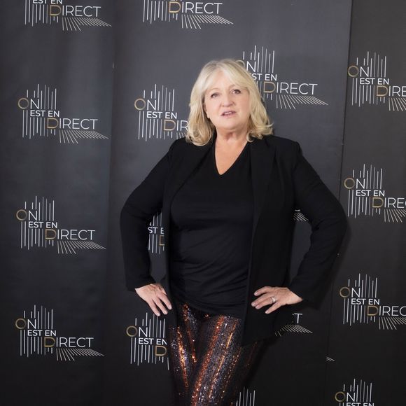 Exclusif - Charlotte De Turckheim en backstage de l'émission On Est En Direct (OEED) du samedi 11 décembre, présentée par L.Salamé et L.Ruquier, à Paris, France, le 11 décembre 2021. © Jack Tribeca/Bestimage