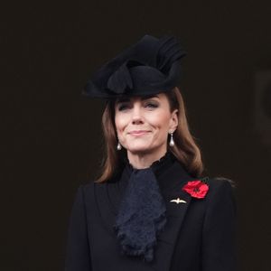 Kate Middleton lors de la cérémonie du dimanche du Souvenir au cénotaphe de Londres, le 9 novembre 2025.

Photo : Jonathan Brady/PA Wire / ABACAPRESS.COM