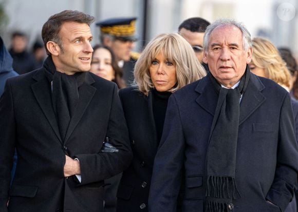 A ses côtés, Brigitte Macron, sa femme et son plus fidèle soutien
Emmanuel Macron et son épouse Brigitte Macron aux commémorations des 10 ans de l'attentat de Charlie Hebdo à Paris. © Alexis Jumeau/Pool/Bestimage