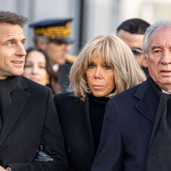 A ses côtés, Brigitte Macron, sa femme et son plus fidèle soutien
Emmanuel Macron et son épouse Brigitte Macron aux commémorations des 10 ans de l'attentat de Charlie Hebdo à Paris. © Alexis Jumeau/Pool/Bestimage