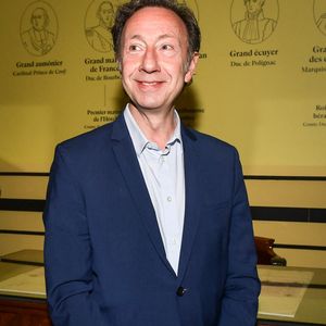 L'animateur radio et présentateur de télévision Stéphane Bern présente l'exposition "Le Dernier Sacre" au Mobilier National à Paris le 10 avril 2025. Photo by Firas Abdullah/ABACAPRESS.COM  France Frankreich Ile-de-France Paris 