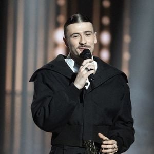 Pierre Garnier reçoit le prix de la révélation masculine lors de la 40ème édition des Victoires de la Musique à La Seine Musicale le 14 février 2025 à Boulogne-Billancourt, France. Photo par David NIVIERE/ABACAPRESS.COM