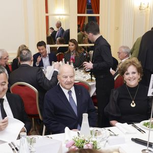 Exclusif -  Gérald Darmanin, Marc Ladreit de Lacharrière, l’Ambassadrice du Royaume-Uni, Menna Rawlings, Hubert Védrine - Les salons de la Maison de l’Amérique latine ont fait salle comble ce mardi 8 avril, réunissant de nombreuses personnalités du monde des affaires, de la culture ou encore de la diplomatie, venues écouter G.Darmanin, ministre d’État, garde des Sceaux, ministre de la Justice, lors d’un dîner du Cercle de la Revue des Deux Mondes. Une soirée exceptionnelle riche en débat ! © Jack Tribeca / Bestimage