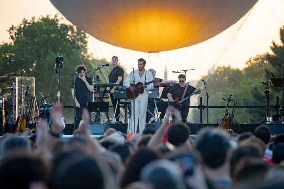 Yodelice (Maxime Nouchy, Maxim Nucci) - Soirée du "Grand Concert de la fête de la musique" au Jardin des Tuileries, autour de la vasque olympique, présentée par D. Bürki et M. Bouhafsi et retransmis en direct sur France 2 à Paris le 21 juin 2025. © Marc Ausset-Lacroix - Jack Tribeca - Christophe Clovis / Bestimage