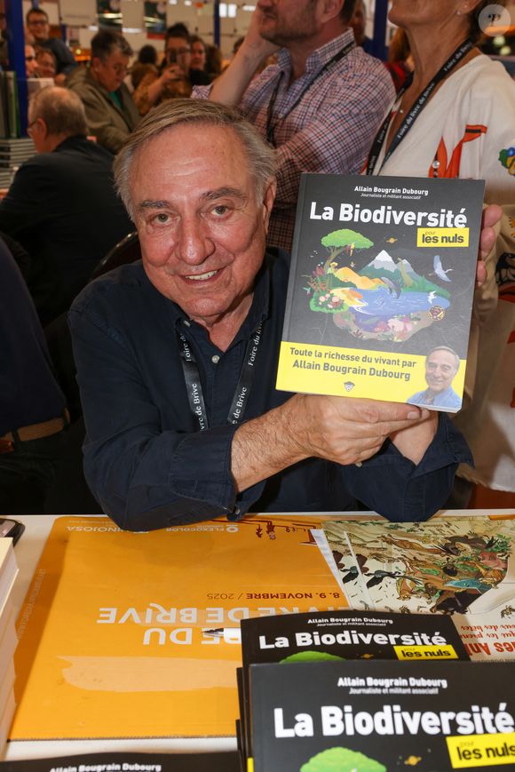 Allain Bougrain-Dubourg à la Hall Georges Brassens de Brive-la-Gaillarde pour la 43 ème Foire du Livre de Brive, le 8 novembre 2025. © Jean-Marc Lhomer/Bestimage