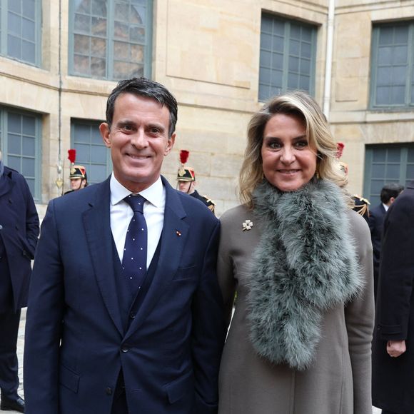 Manuel Valls et sa femme Susana Gallardo Torrededia - Mario Vargas Llosa fait son entrée à l'Académie française, le 9 février 2023. Comme le veut la tradition, l'auteur péruviano-espagnol, prix Nobel de littérature 2010, fera l'éloge de son prédécesseur, M.Serres, lors de son discours d'intronisation à l'Académie française.
© Dominique Jacovides / Bestimage