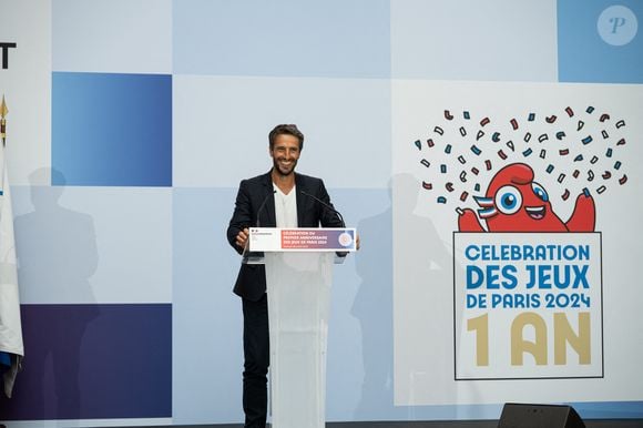 Il veut désormais retrouver un équilibre familial. 

Tony Estanguet Président du Comité d'organisation des Jeux Olympiques de Paris 2024 - Célébration du premier anniversaire des Jeux Olympiques 2024 au Grand Palais , le 26 juillet 2025. © Jonathan Jacob / Bestimage